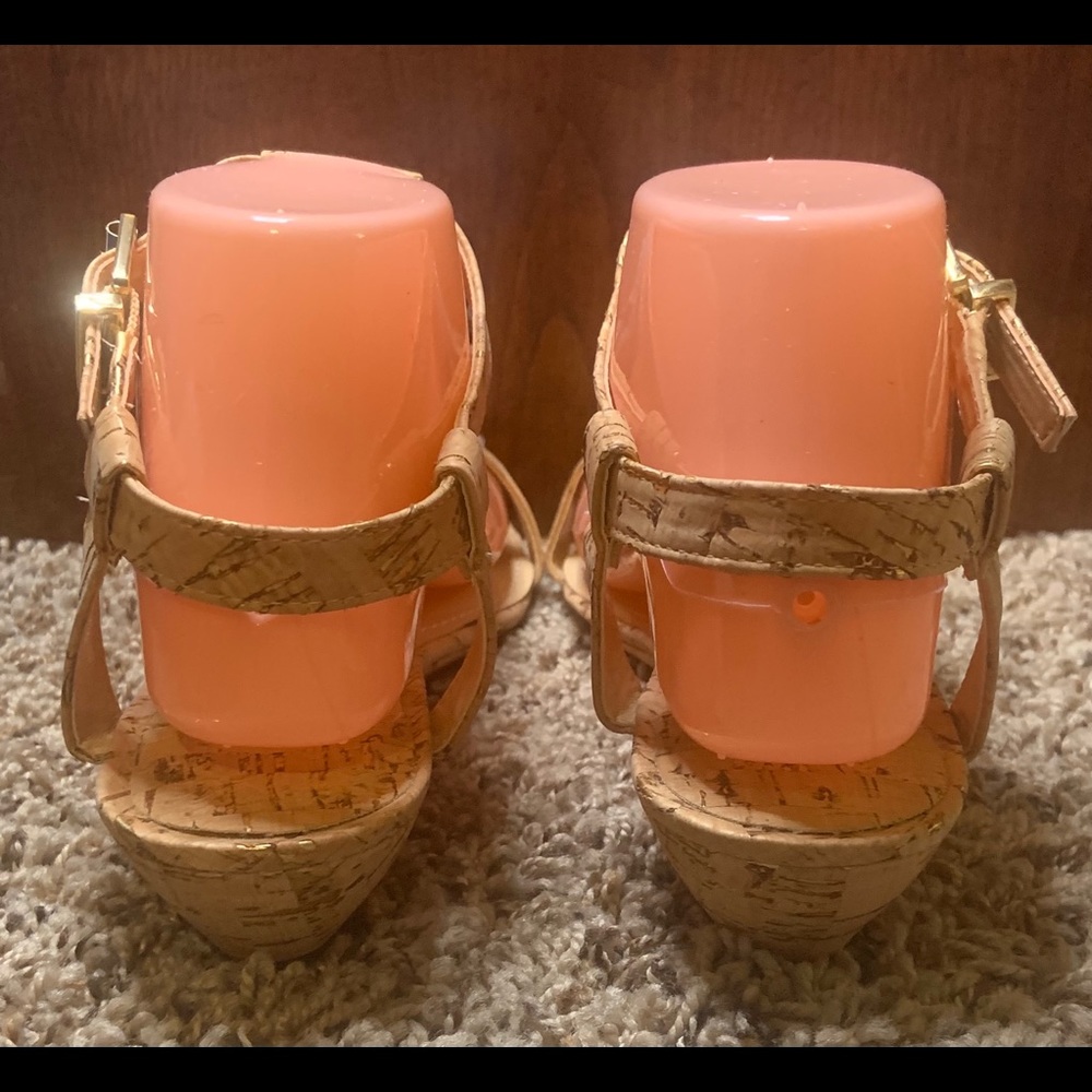 NWT J. Reneé Sandals - Picture 3 of 4